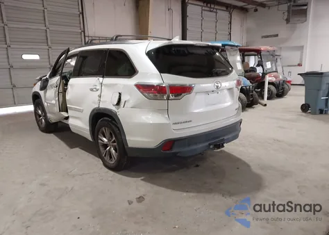 2015 Toyota Highlander Xle V6 из США, поврежденный, VIN 5TDKKRFH0FS072178